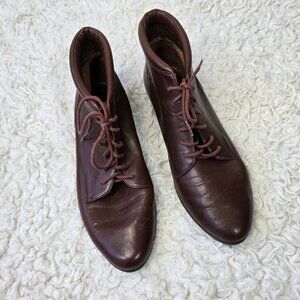 Vintage Naturalizer  Brown Women's Leather Booties, Size 8N